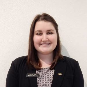 Meet your Posher, Melanie